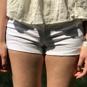 H&M white shorts
